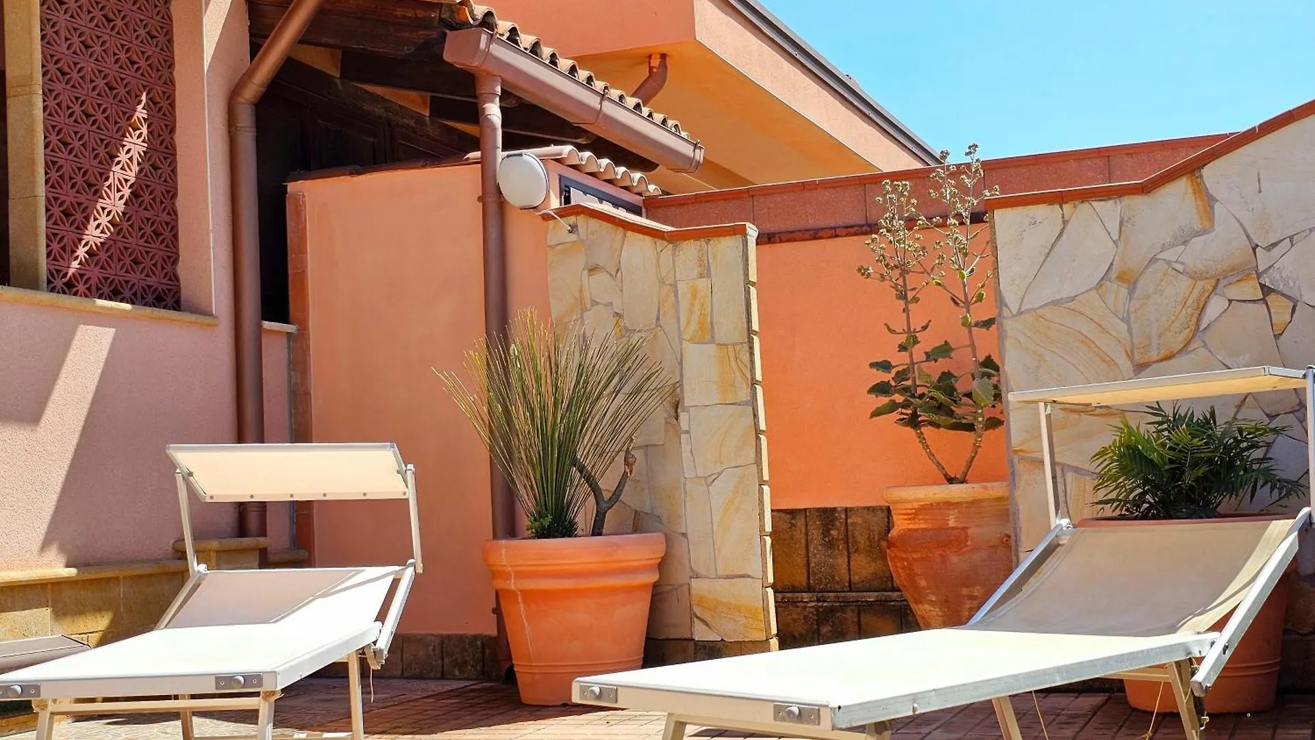 Costa Mediterranea Holiday Homes Campofelice Di Roccella 0*,