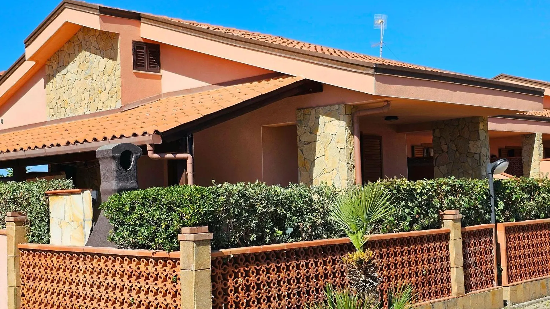 Costa Mediterranea Holiday Homes Campofelice Di Roccella