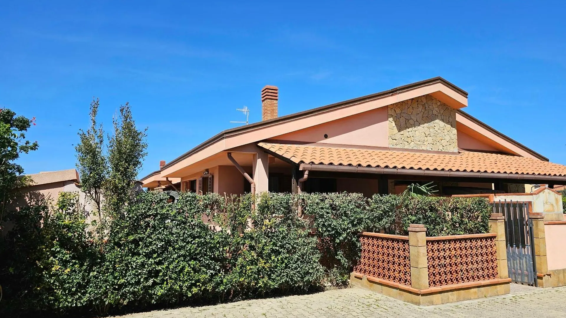 Costa Mediterranea Holiday Homes Campofelice Di Roccella